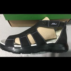 Women’s sandal